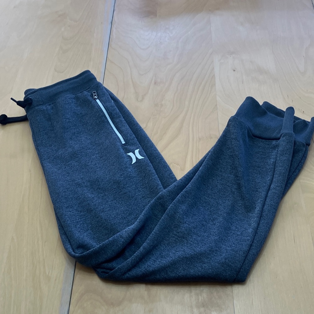 Hurley Kids Charcoal Joggers with Zipper Pocket Size Medium great condition